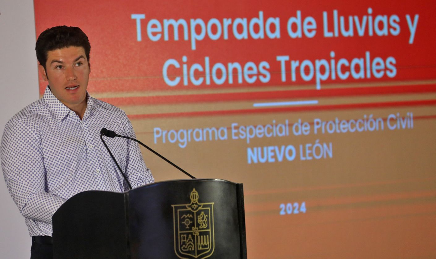 Por pronóstico de fuertes lluvias, suspenden clases en Nuevo León