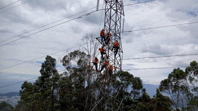 Implementa Ecuador apagones por sequía