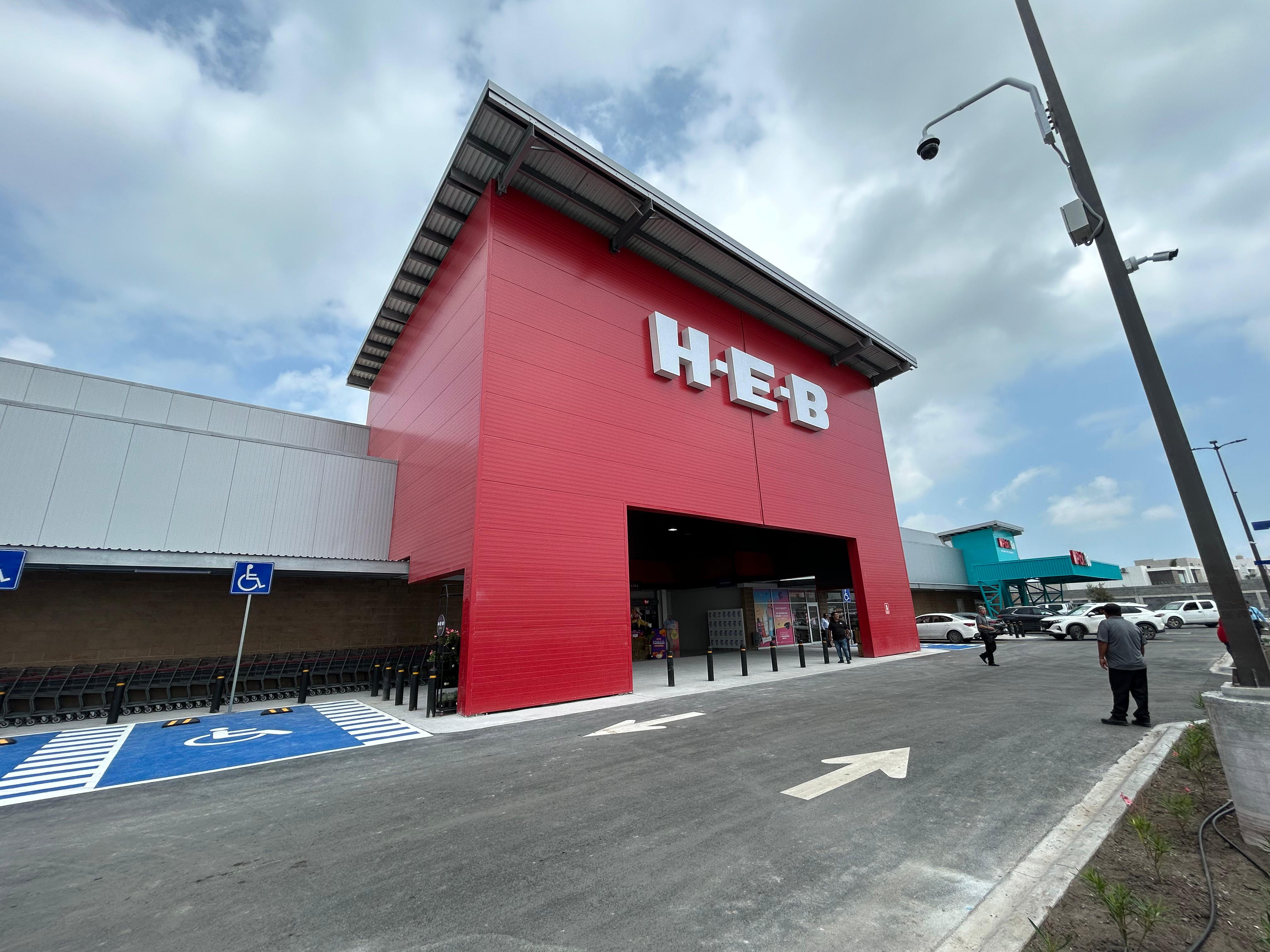 Inauguran H-E-B Rinconada en Apodaca, la quinta sucursal en el municipio