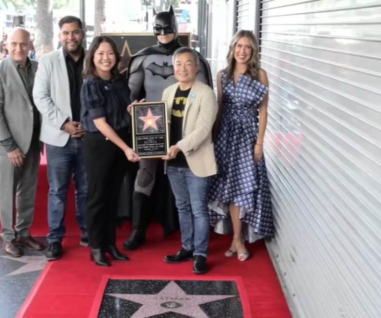 Es Batman el primer superhroe con su estrella en Paseo de la Fama