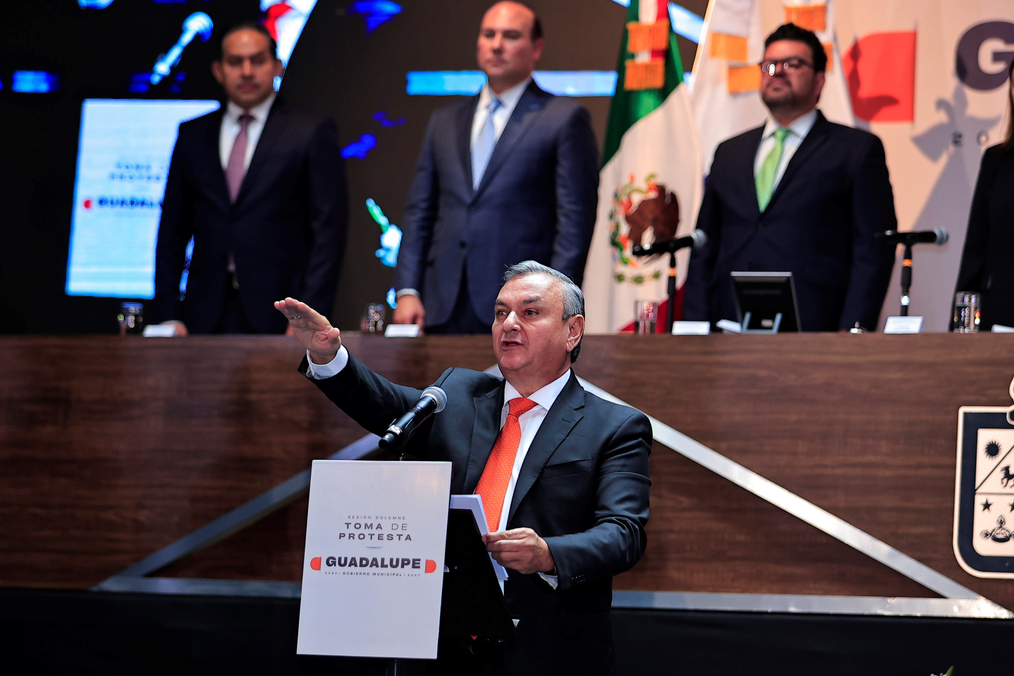 Héctor García toma protesta como Alcalde de Guadalupe