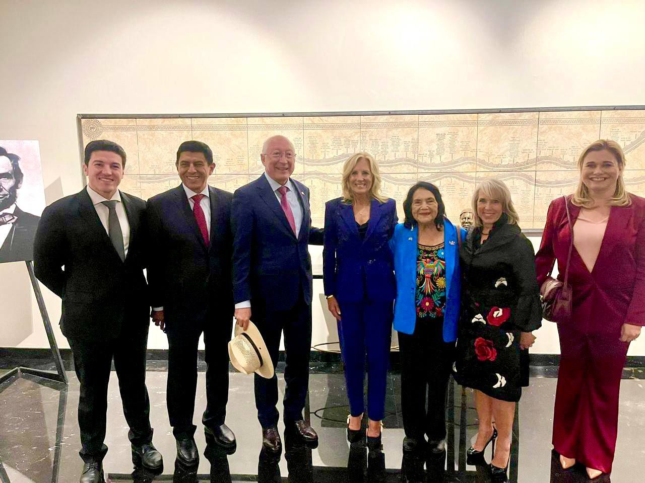 ASISTE SAMUEL GARCIA A RECEPCIN CON JILL BIDEN, PREVIO A TOMA DE PROTESTA DE CLAUDIA SHEINBAUM 