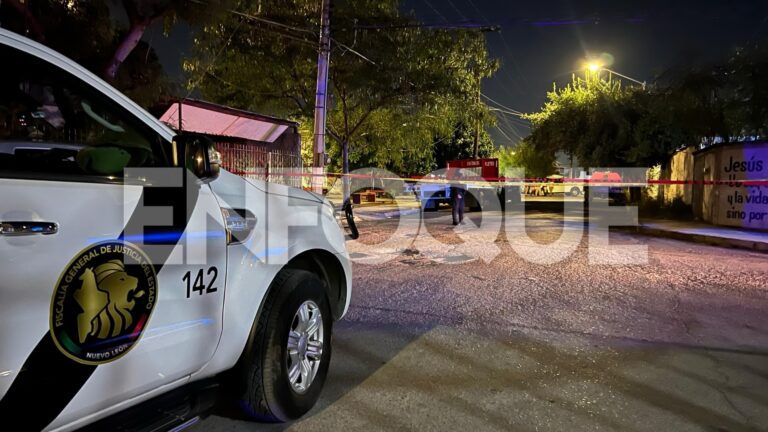 Ejecutan a hombre en plaza pública en Escobedo