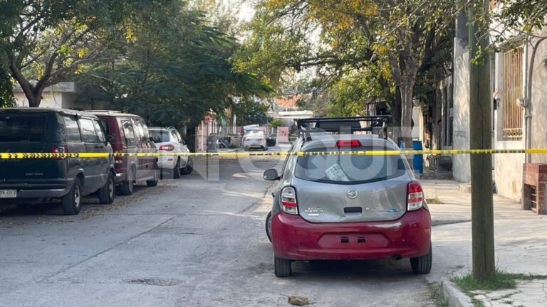 Hallan hombre ejecutado dentro de vivienda en Santa Catarina