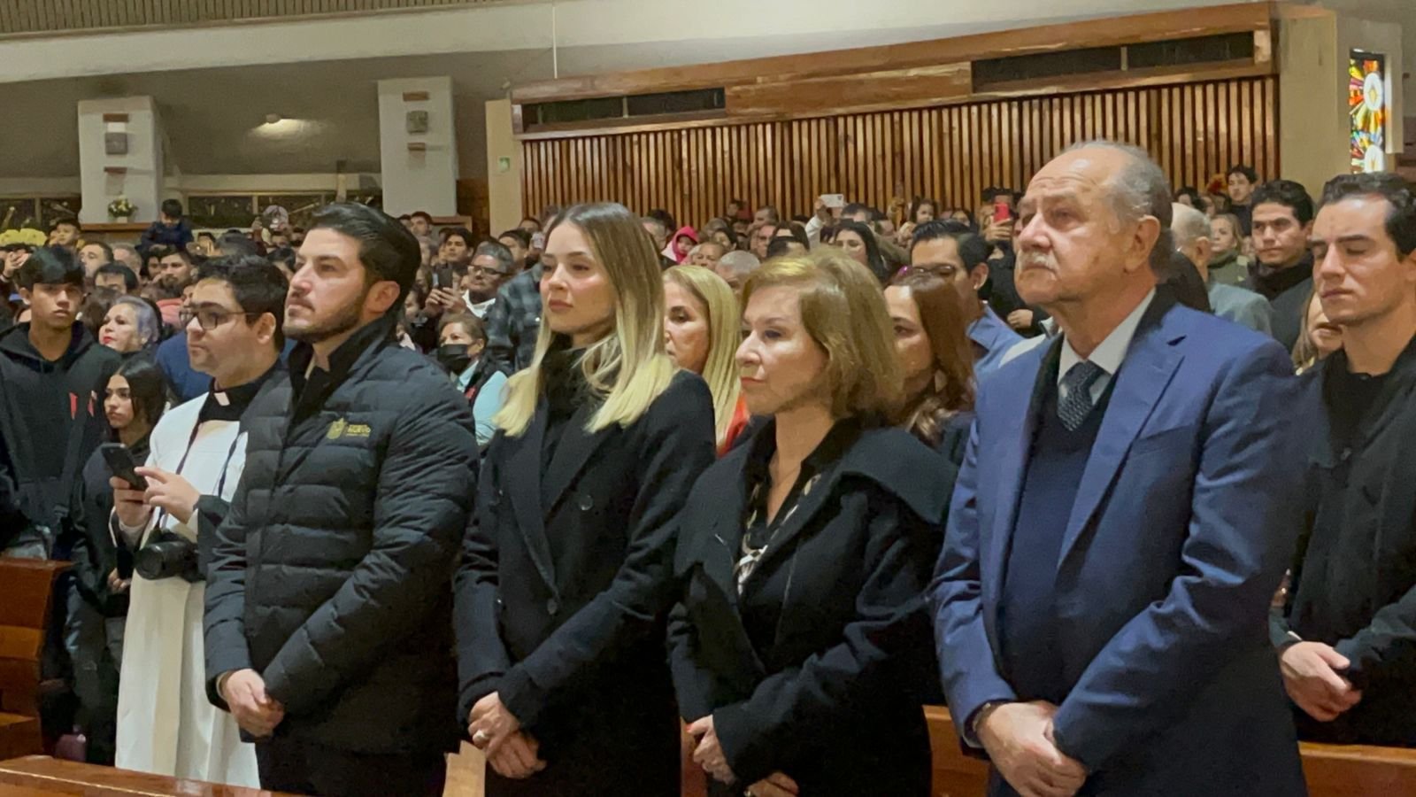 ACUDE SAMUEL GARCÍA A LAS MAÑANITAS A LA VIRGEN DE GUADALUPE