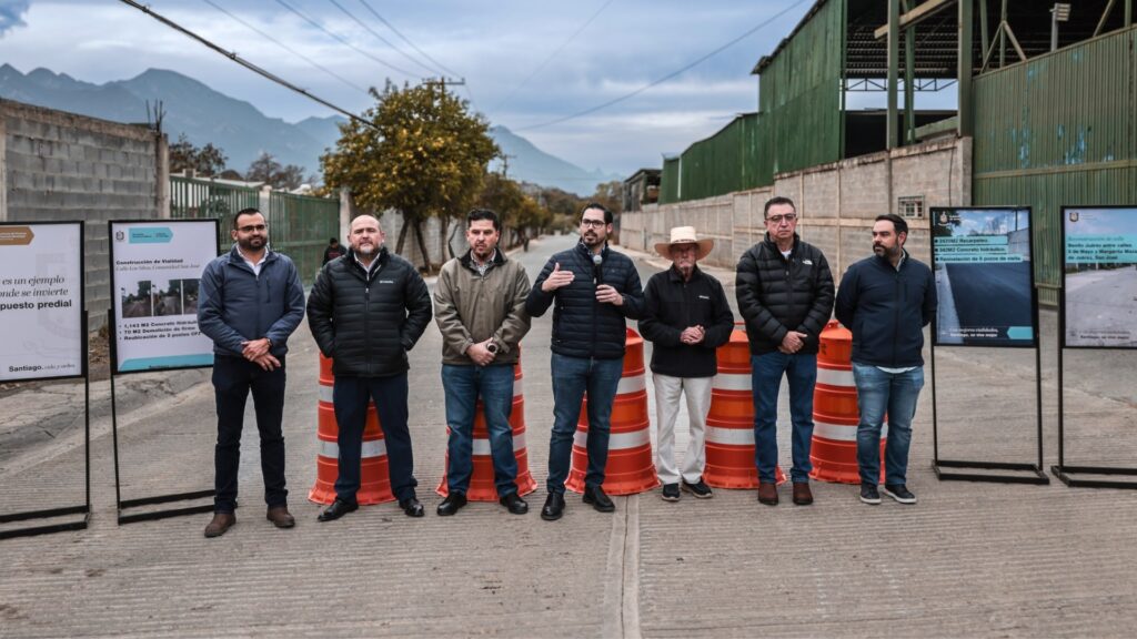 David de la Peña entrega obras viales en San José