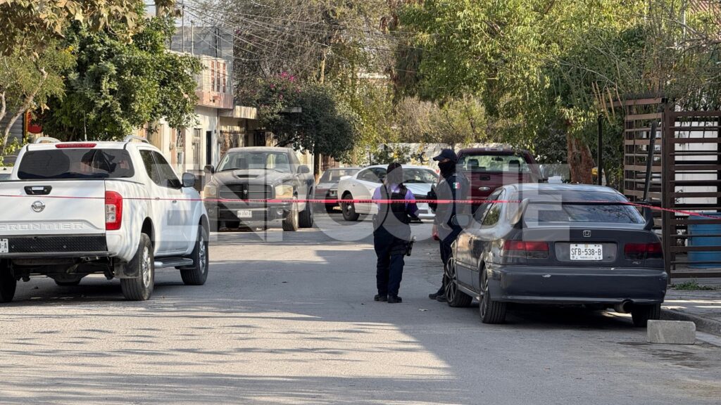 Mujer es asesinada a balazos en Santa Catarina