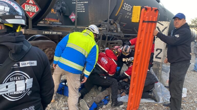 Hombre resulta lesionado al caer de un tren en San Pedro