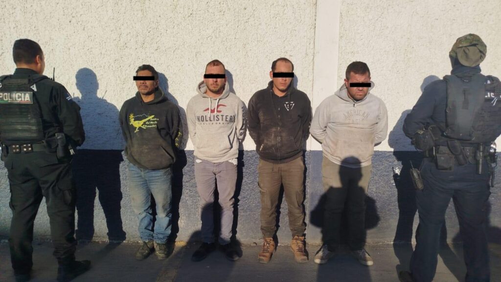 Identifican a detenidos por huachicoleo en Santa Catarina