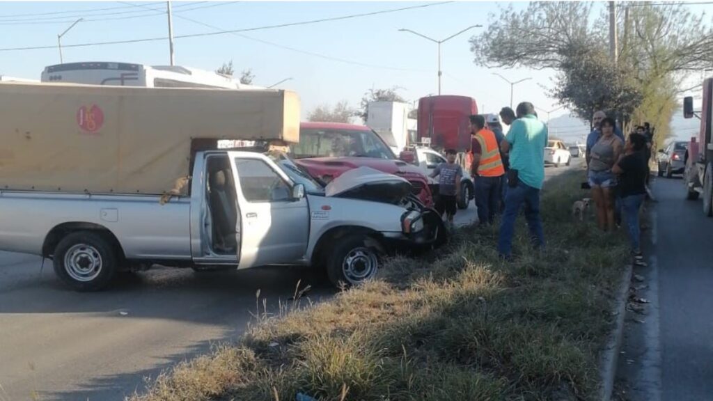 Ejecutan a hombre en su camioneta en Guadalupe