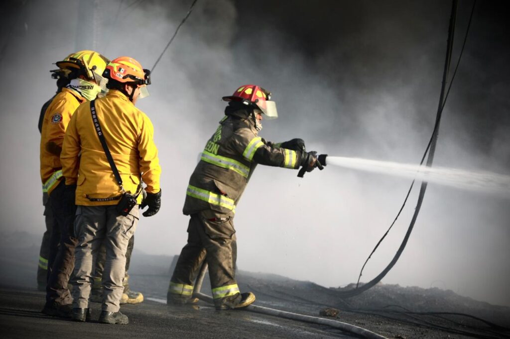 BomberosNL "al tope"