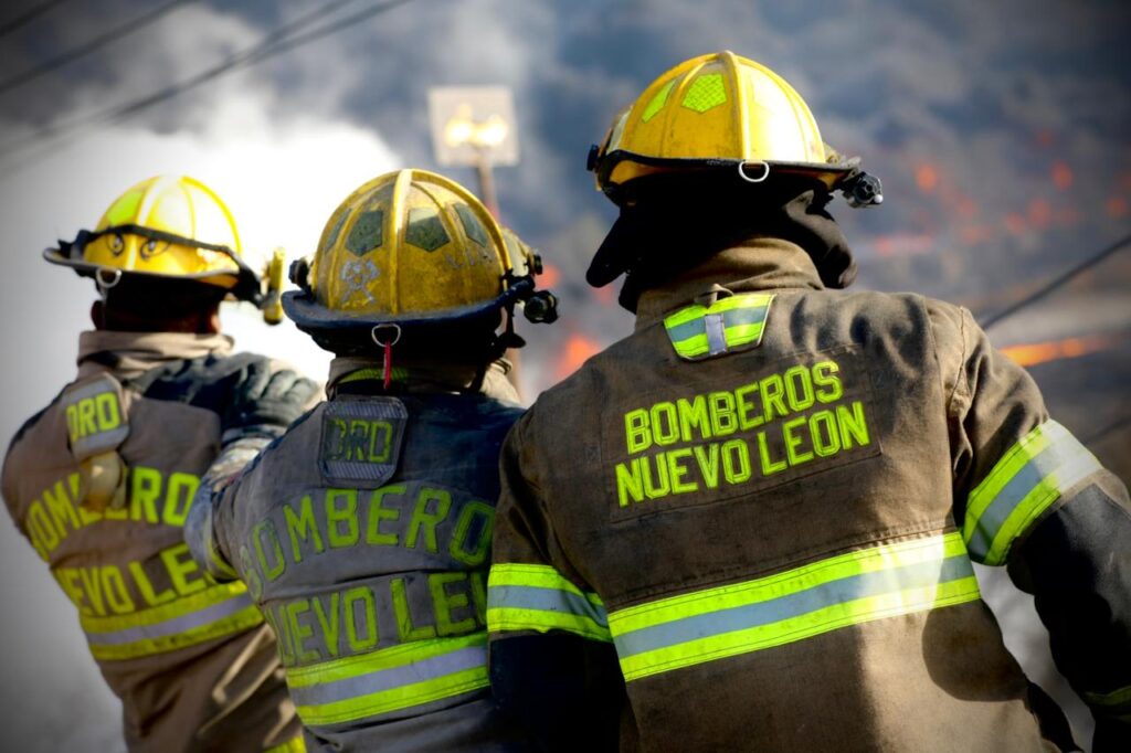 Bomberos NL al tope de incendios