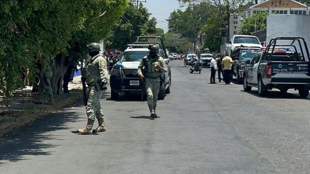 Reportan posible atentado contra alcalde de Cuautla; escoltas lo resguardaron