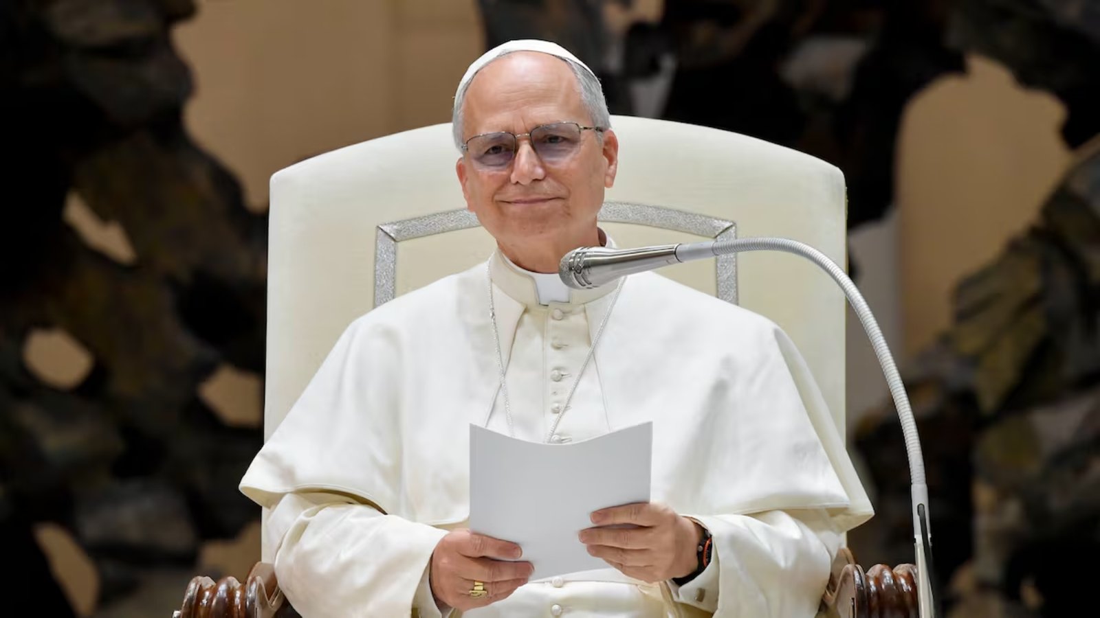 León XIV inicia su papado con un llamado a la unidad y la paz