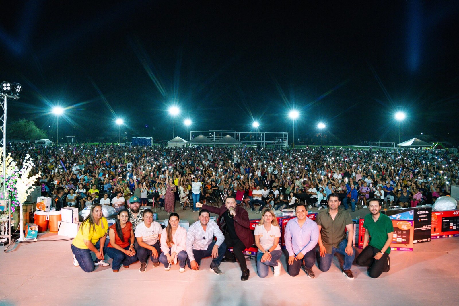 Festeja Raul Cantú Día de las Madres con más de 11 mil asistentes en Salinas Victoria