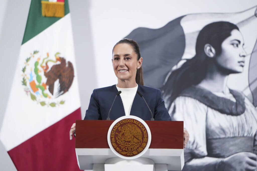 2025-06-18_Conferencia_de_prensa_matutina_-_Palacio_Nacional__13_HC