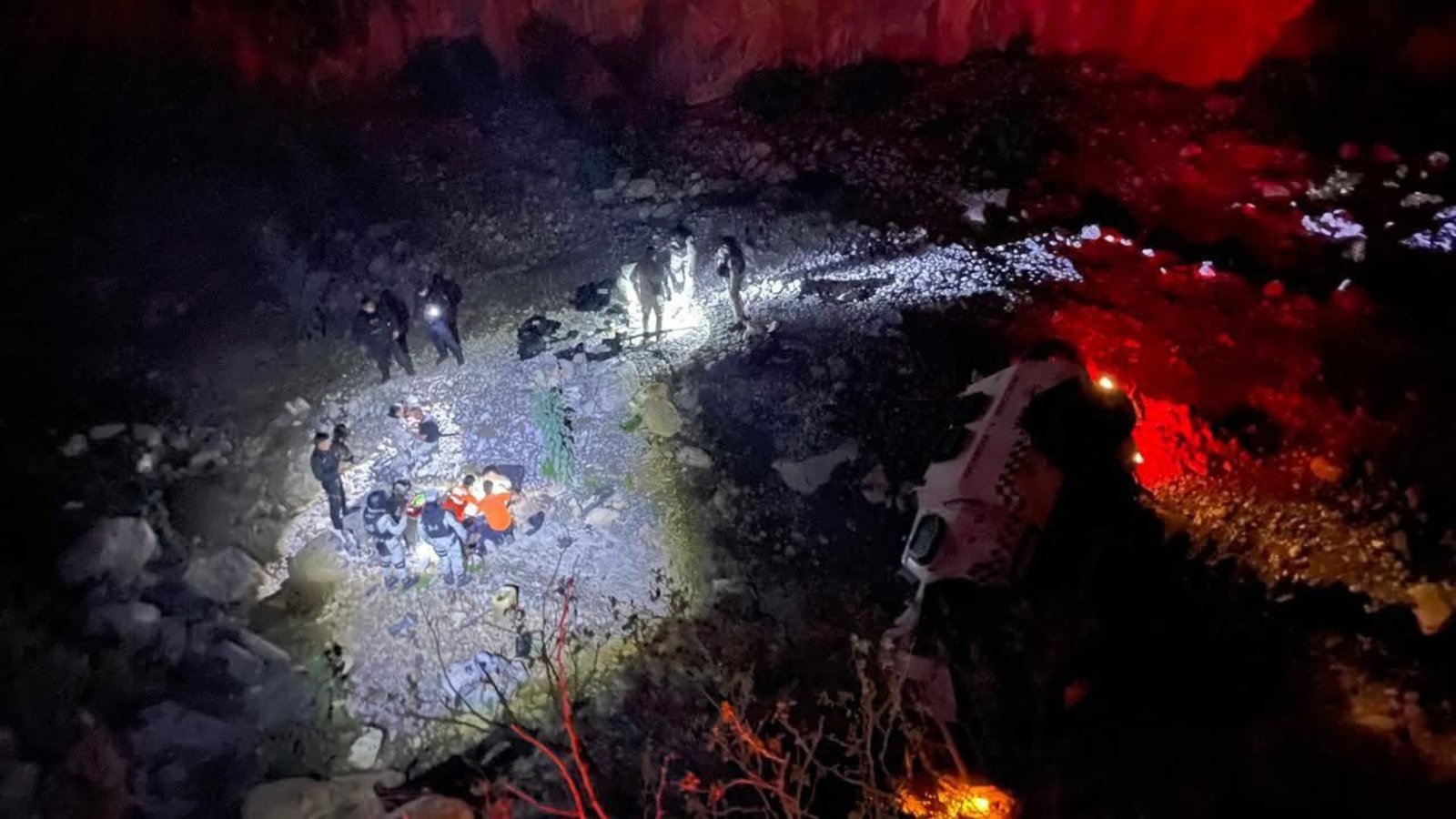 Muere elemento de la Guardia Nacional tras volcadura en Iturbide, NL