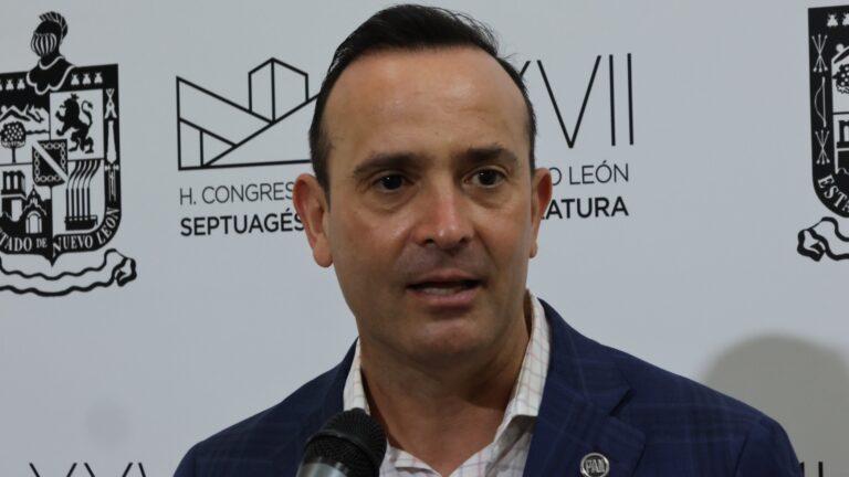 Advierte PAN que cobro por pasajero abriría nuevo aumento en tarifas