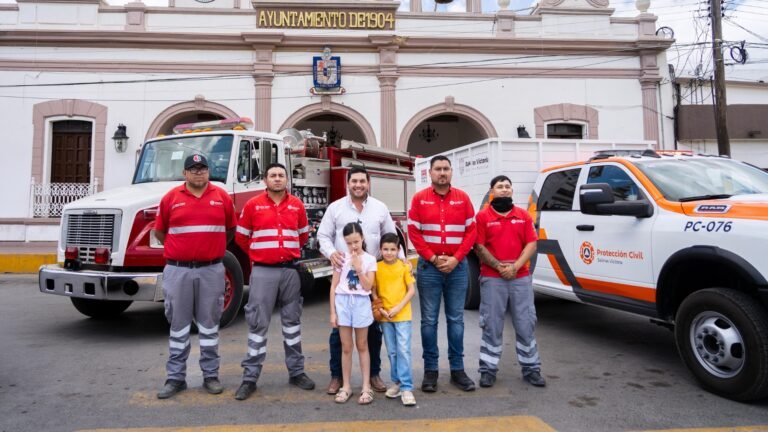 Entregan nuevo camión de bomberos y rescate a Protección Civil de Salinas Victoria
