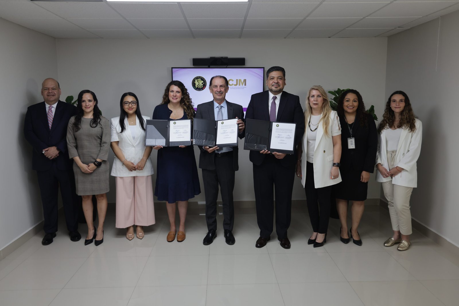 de8e2240-e4c7-4ca0-b90e-365cf8bdaefa