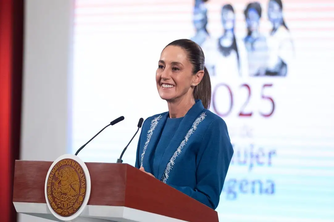 expreso-sheinbaum-a-landau-inconformidad-sobre-redadas-en-eu_b047eeca-d1c9-466f-8921-38558d01f755_media