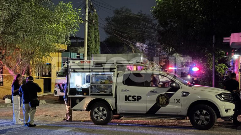 Ejecutan a dos en Apodaca; uno de ellos frente a su familia