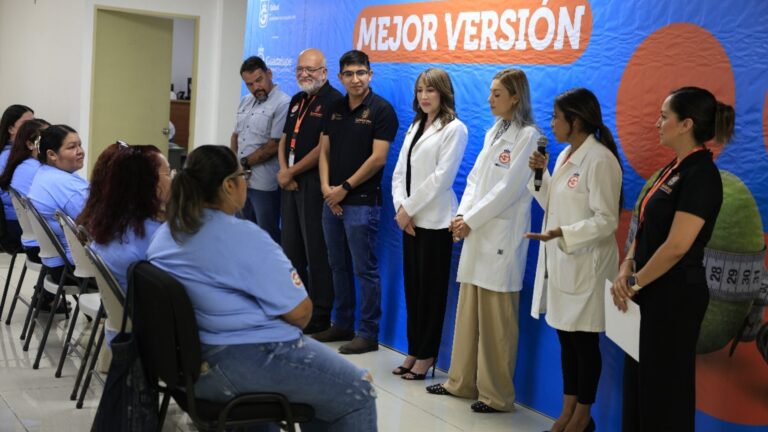 Reconoce Guadalupe a participantes de “Reta tu Mejor Versión”