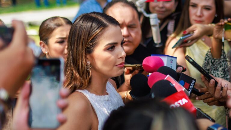 Respalda Lorena la Regio Ruta y critica improvisación en transporte escolar obligatorio
