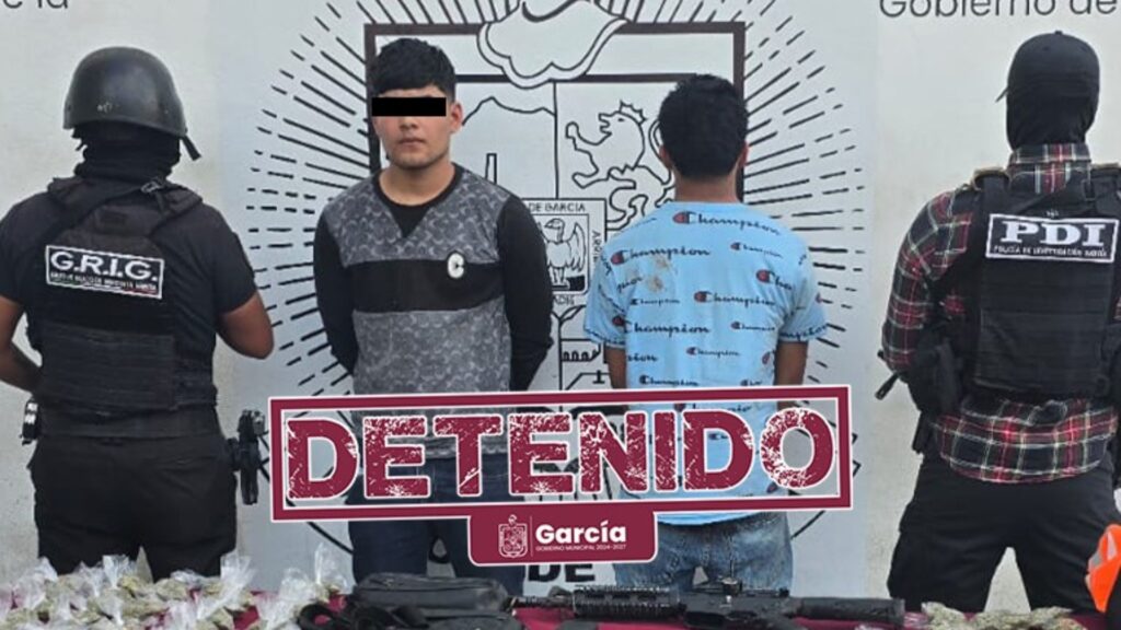 Detienen a dos jóvenes armados con drogas en García