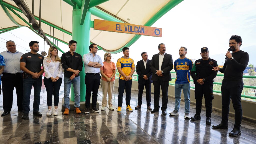 Estación ‘Universidad’ se convierte en Estación ‘Tigres’