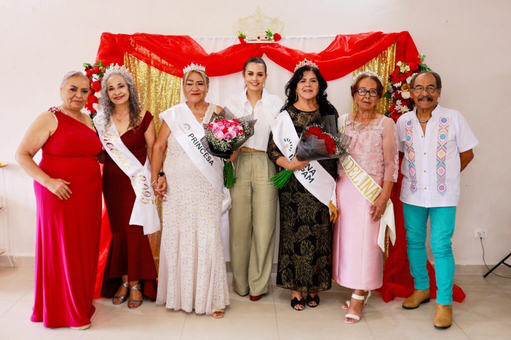 Lorena de la Garza celebra a adultos mayores