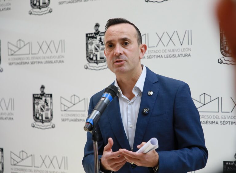 “Hernán Villarreal solo quiere endosar responsabilidades”: Carlos de la Fuente