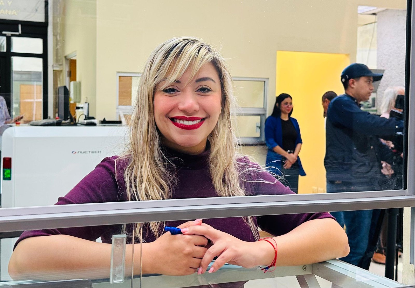 Proponen eliminar descuento del 6% a jubilados de ISSSTELEÓN