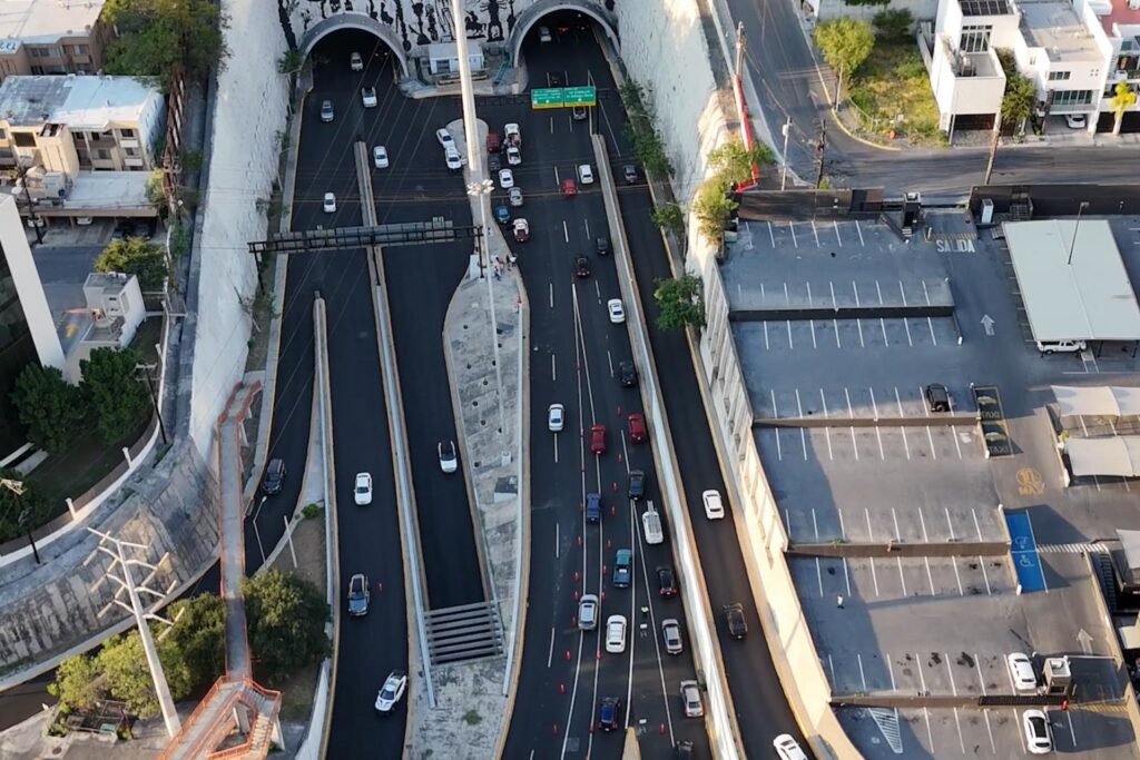 San Pedro habilita contraflujo en Vasconcelos hacia el Túnel de la Loma Larga