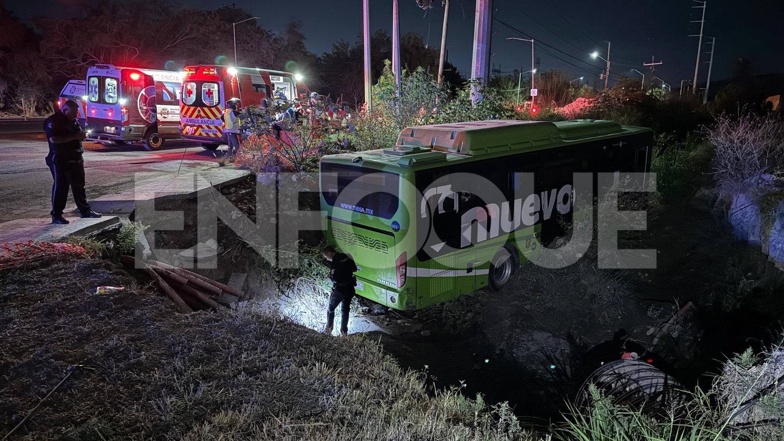 Ruta 234 se queda sin frenos y cae a canalón en García