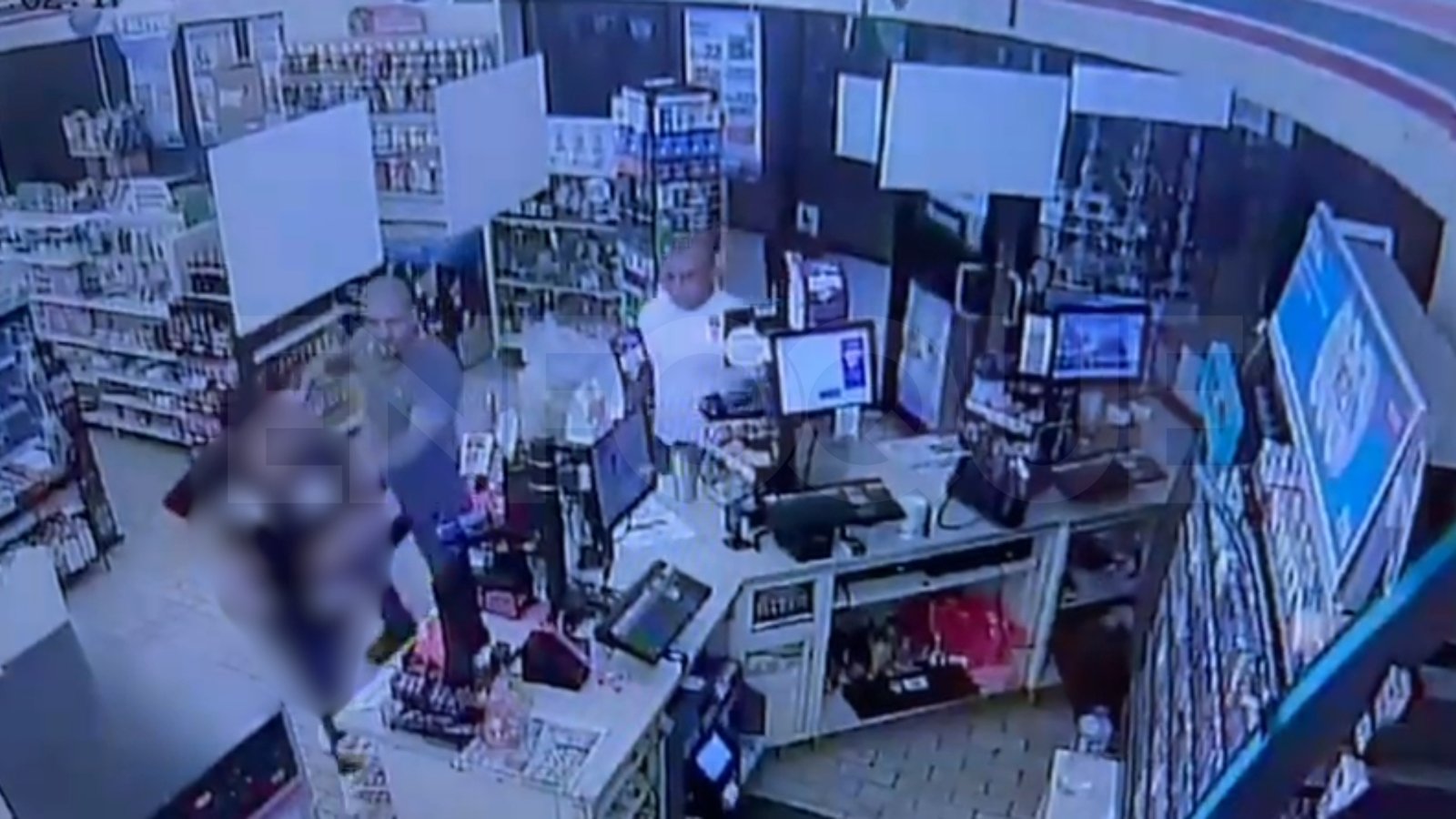 Asaltan tres tiendas en Monterrey en menos de 10 minutos