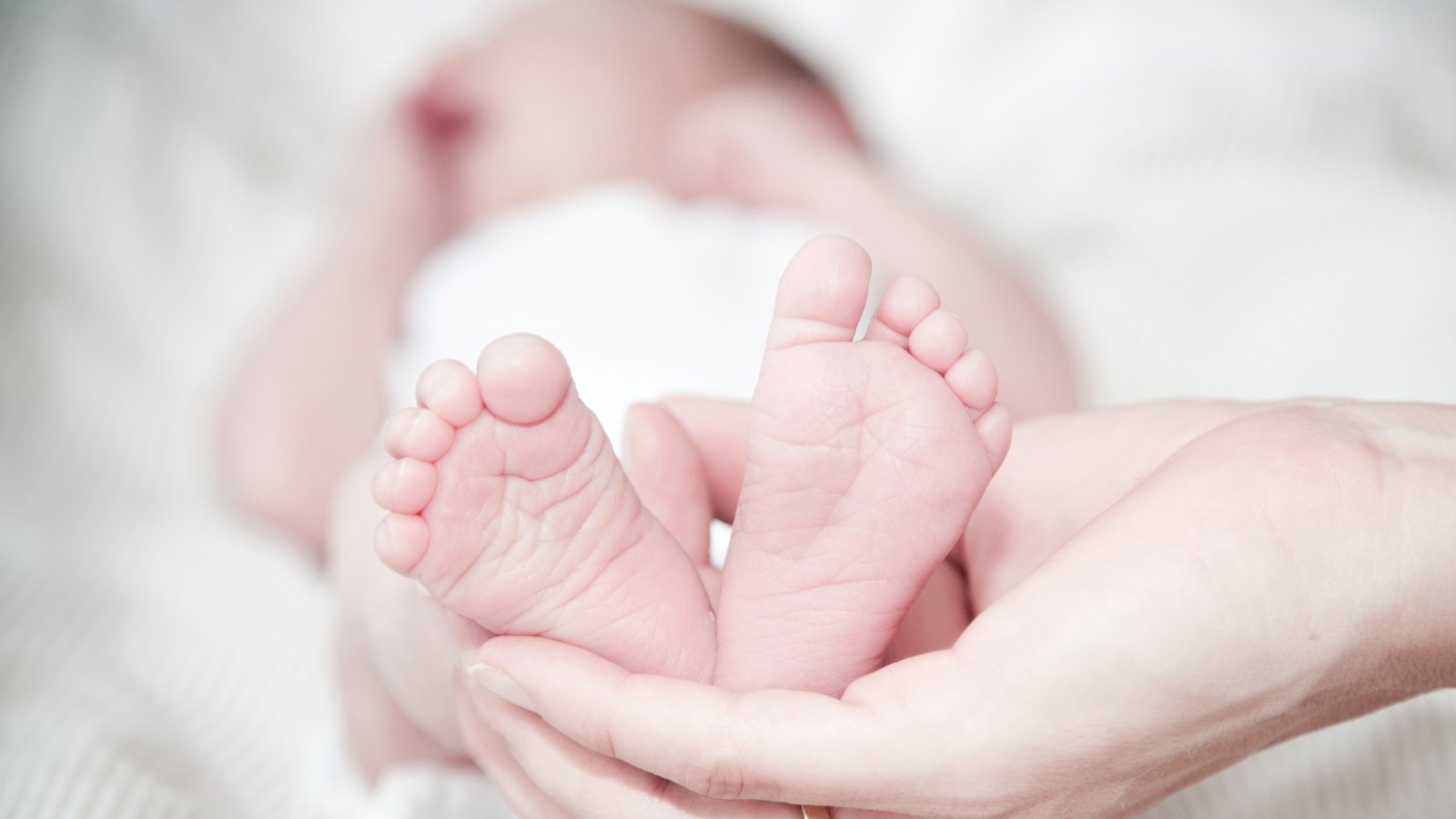 Nace bebé en Ohio de un embrión congelado desde 1994