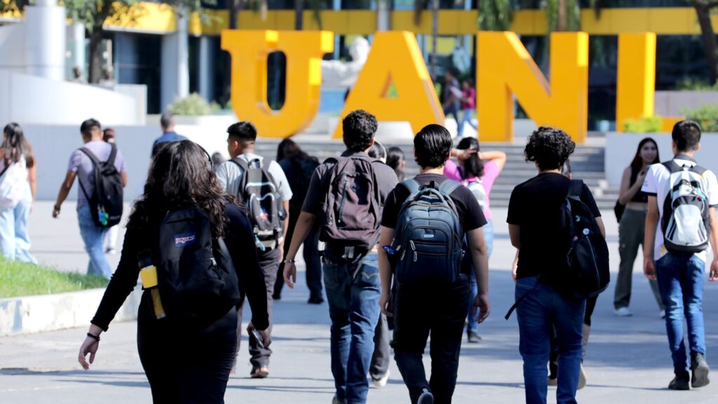 Inicia UANL semestre agosto-diciembre 2025