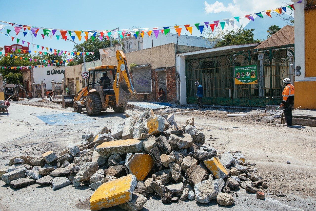 Aplican cierres viales en el centro de Guadalupe por obras