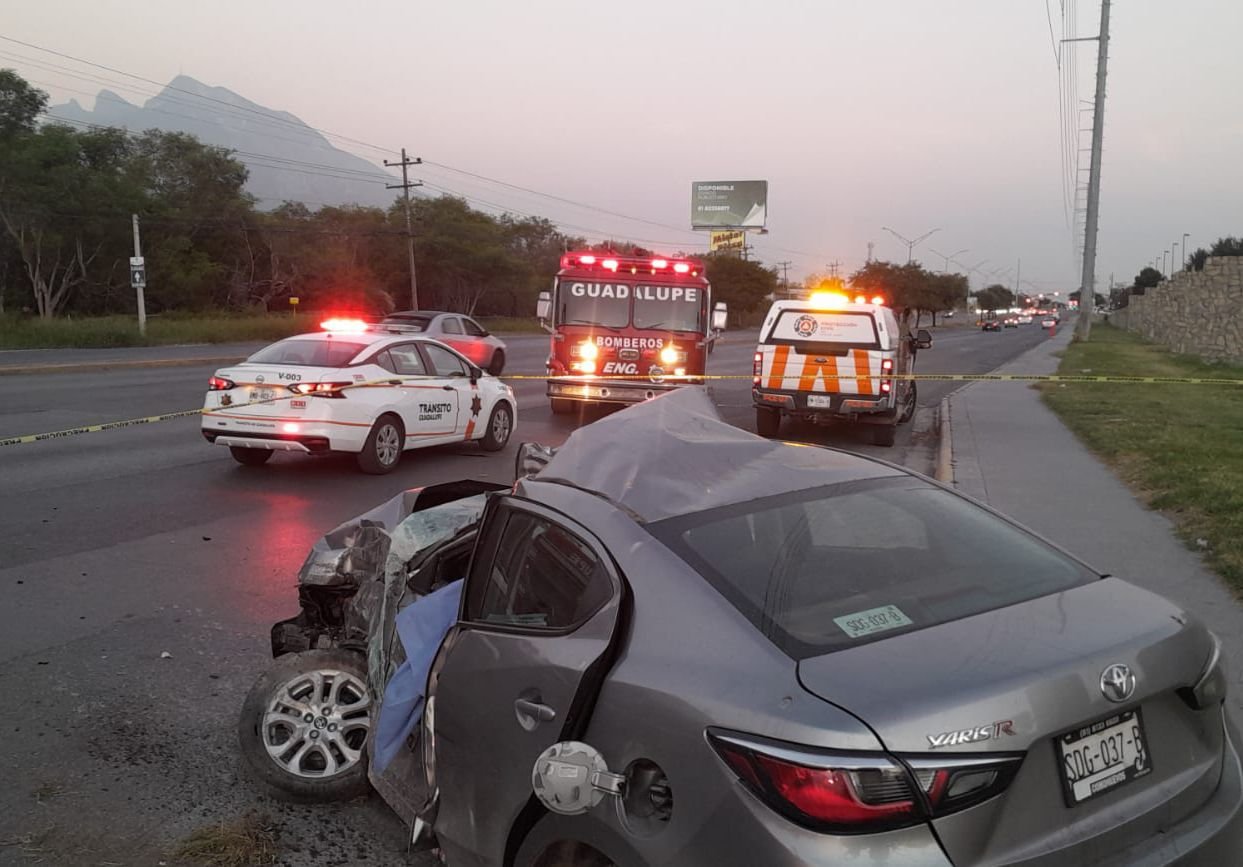 Muere conductora tras chocar contra columna en Guadalupe
