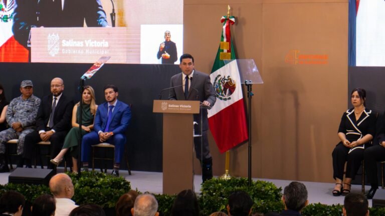 Rinde Raúl Cantú su Cuarto Informe de Gobierno en Salinas Victoria