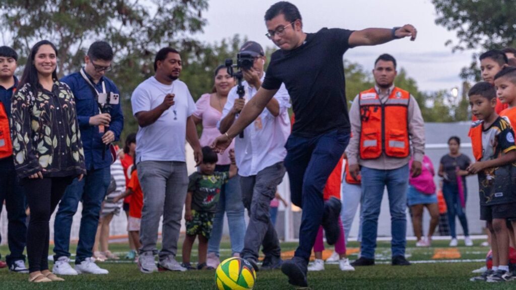 Inaugura Félix Arratia renovado Espacio de Unidad Magdalenas