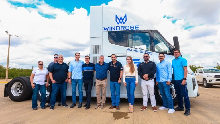 Anuncian Ruta Verde de transporte de carga eléctrica entre Texas y NL