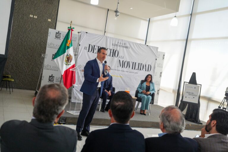 Destaca Adrián movilidad como prioridad en Monterrey
