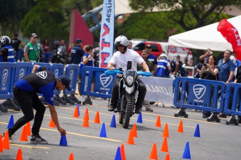 Ofrece Monterrey curso gratuito de manejo de motocicleta