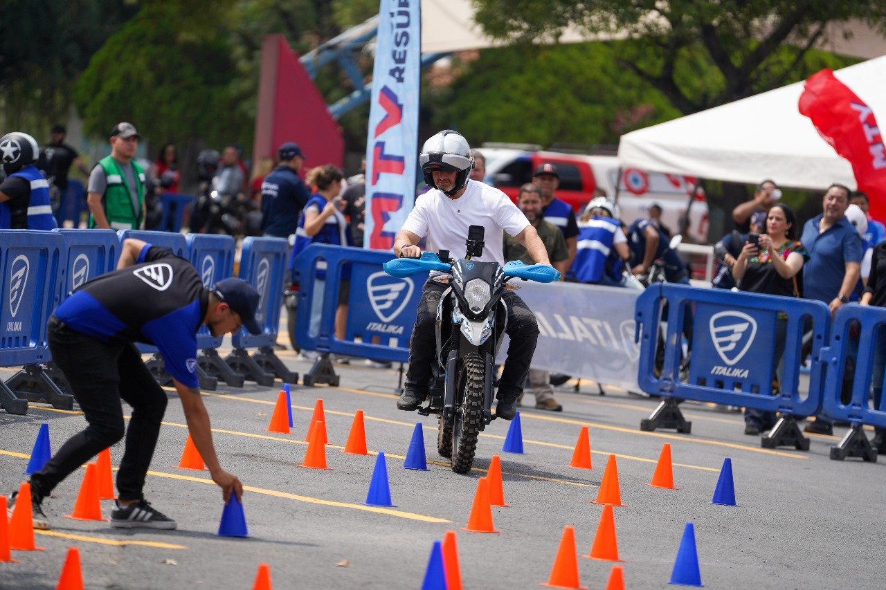 Ofrece Monterrey curso gratuito de manejo de motocicleta