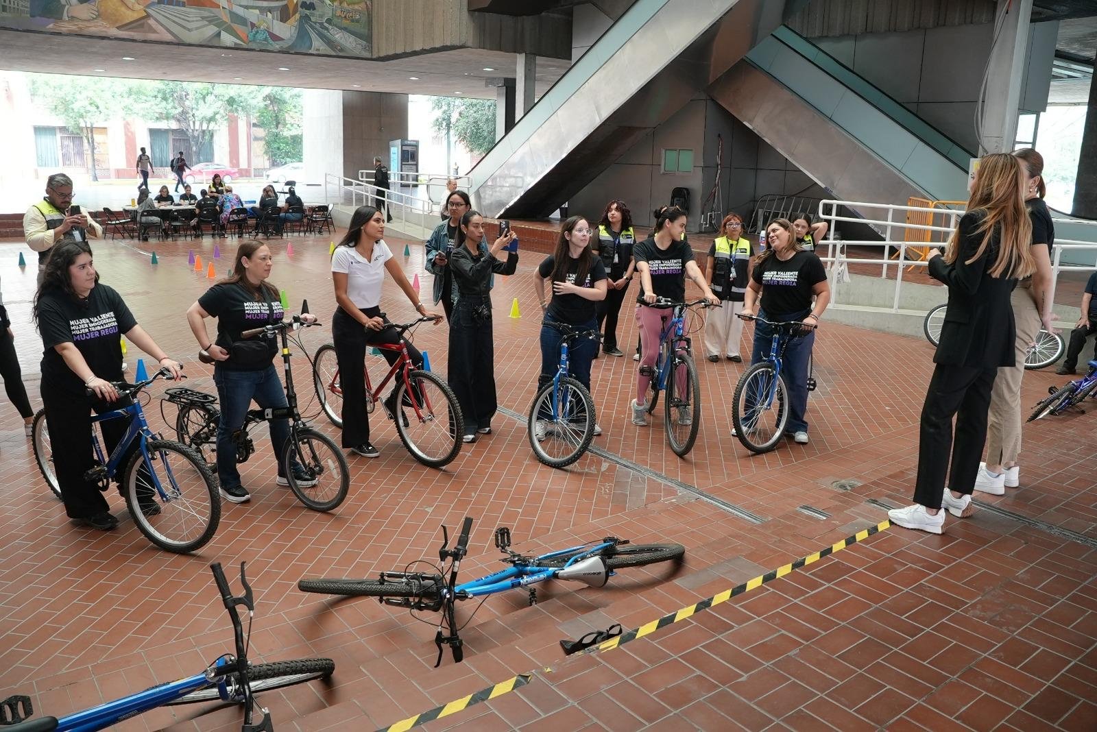 Crea Monterrey ‘Bici Escuela’ para mujeres