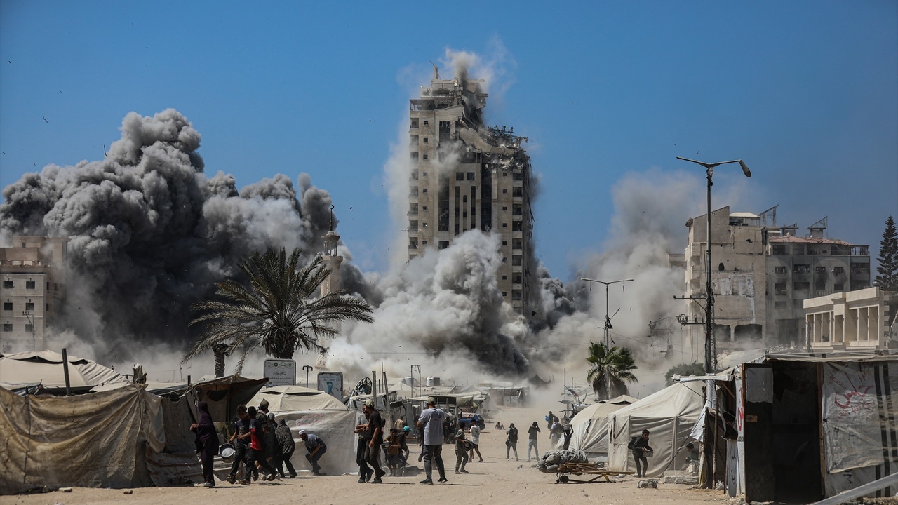 ejercito-israeli-bombardea-edificio-alto-gaza_69