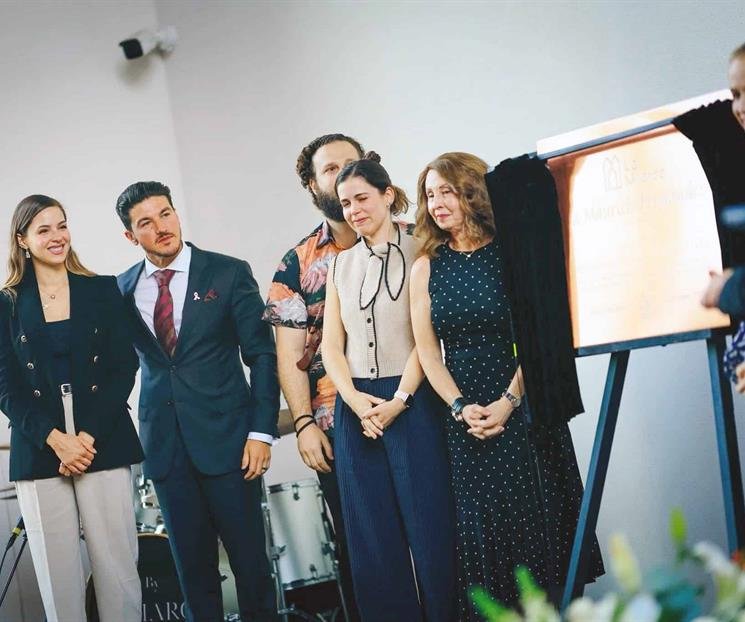 1000442052-284ac78f-focus-0.09-0.33-745-622