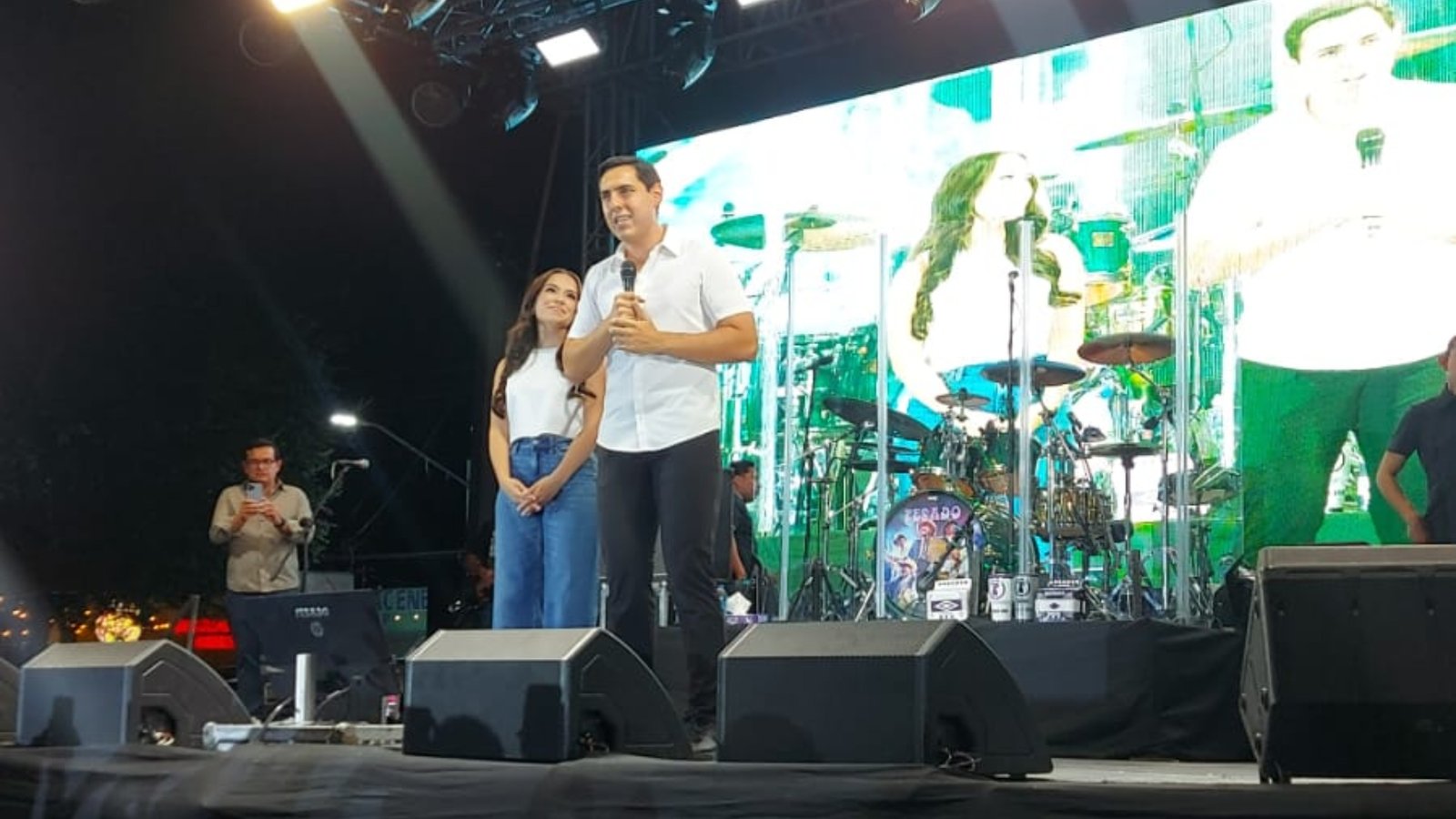 César Garza Arredondo celebra primer año de gobierno de Apodaca